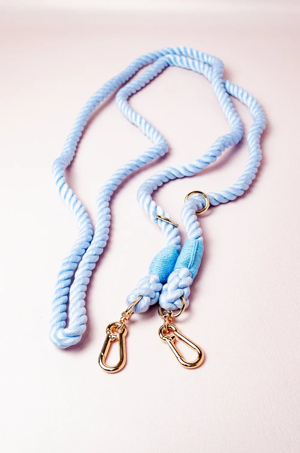 Блакитний плетений повідець-перестібка для собак 2.5м