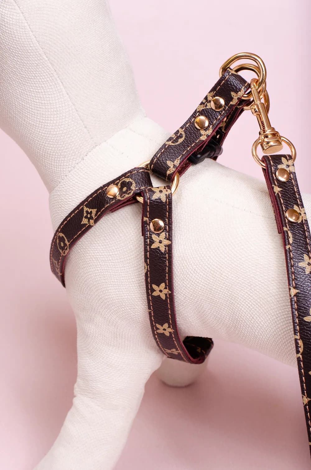 Комплект амуніції для собак шлейка + повідець 1.2м в стилі Louis Vuitton L
