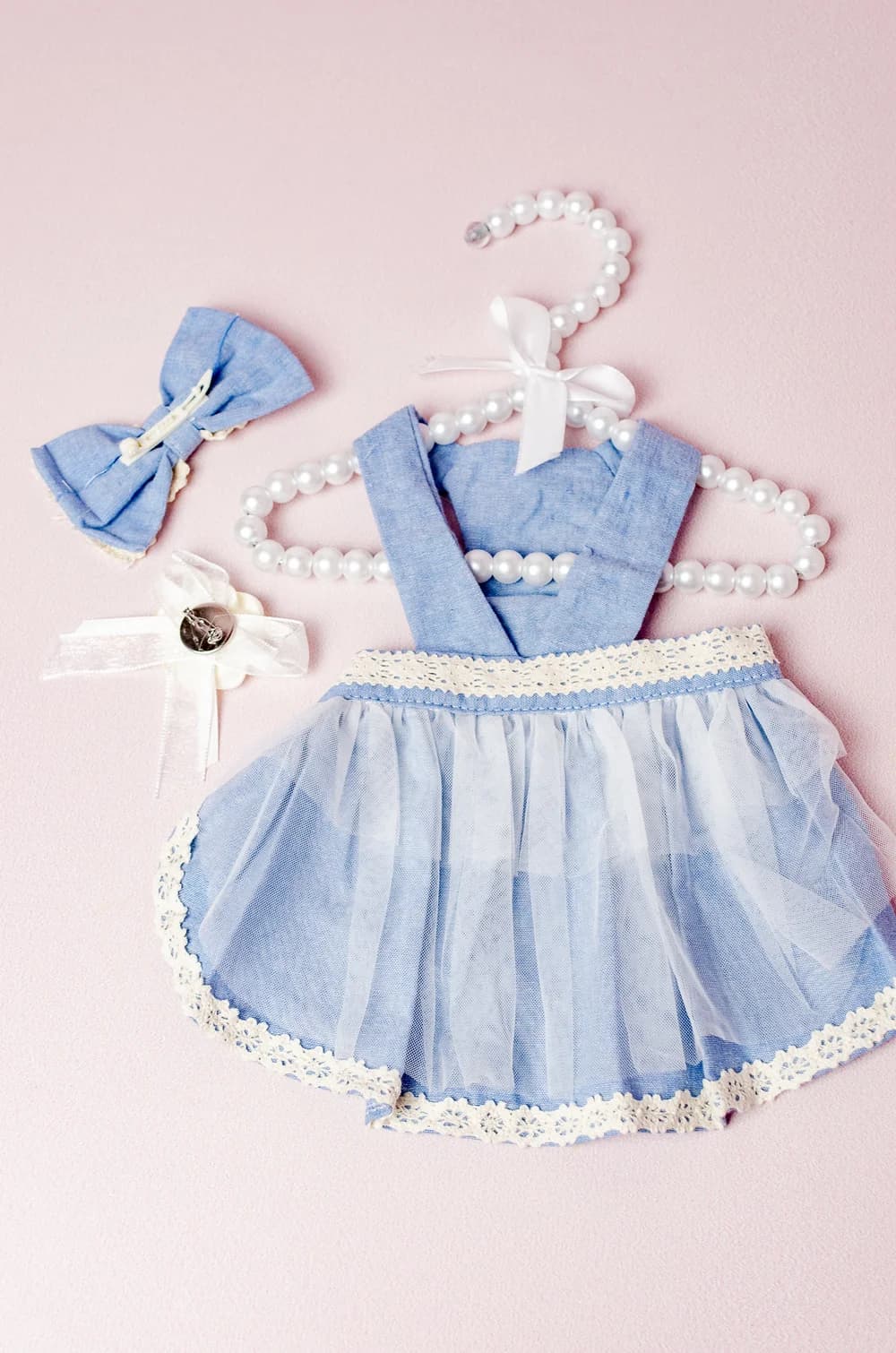 Платье для собак со съемными аксессуарами XS