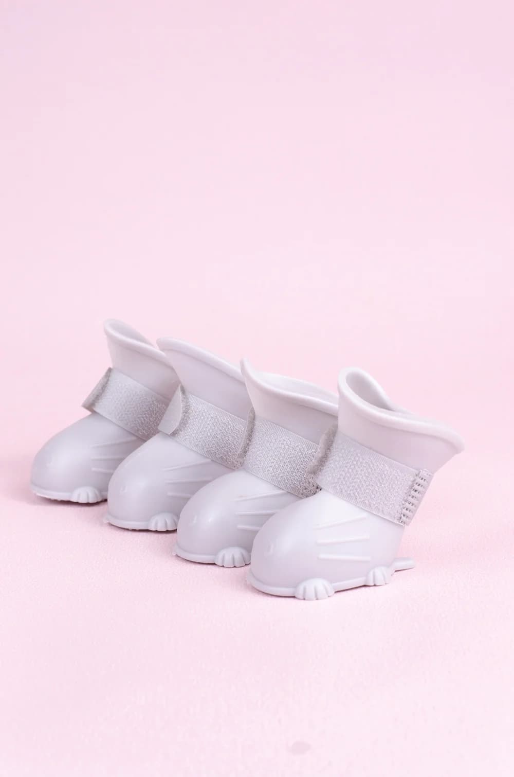 Сірі силіконові чобітки для собак розмір S