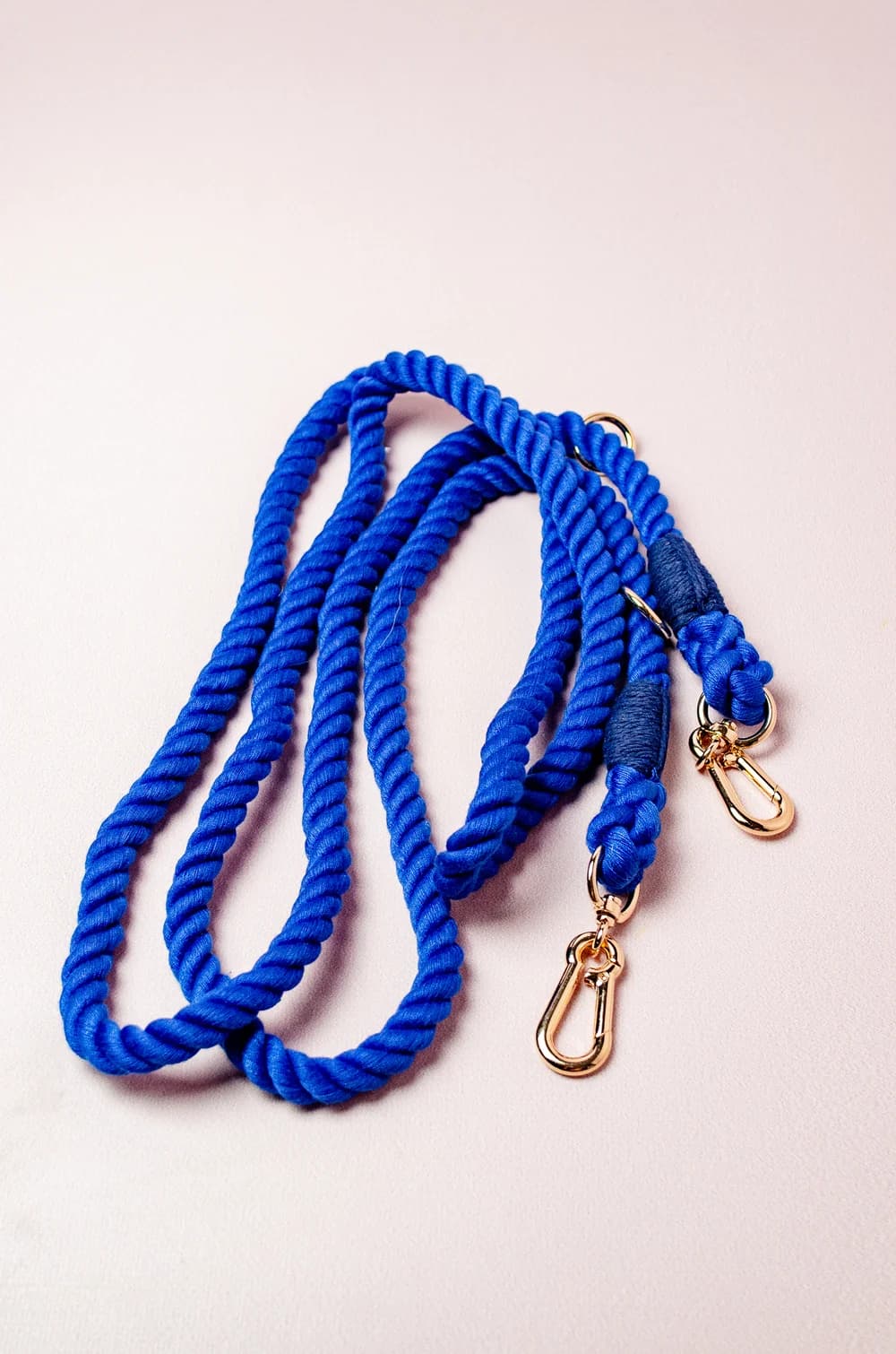 Синій плетений повідець-перестібка для собак 2.5м